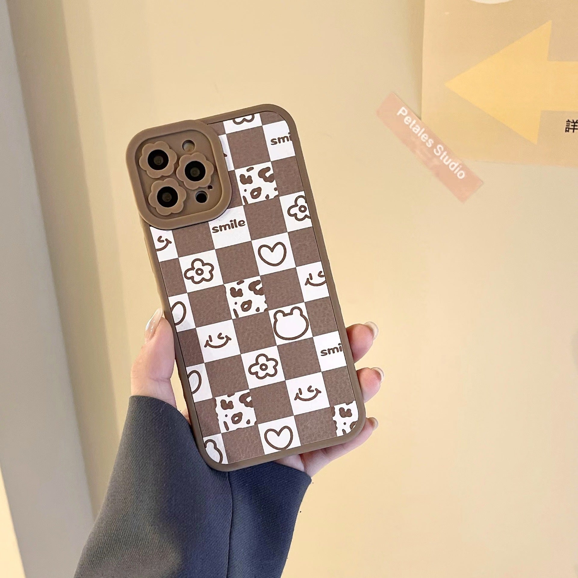 Ladies Fashion Applique Flower Lens Phone Case